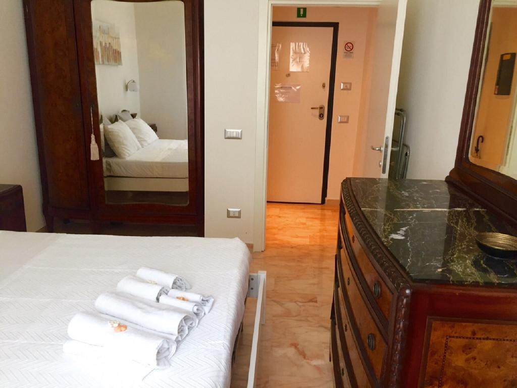 Casa Vacanza Colosseo Rome Kamer foto